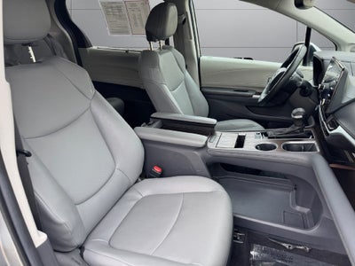 2024 Toyota Sienna XLE 7 Passenger
