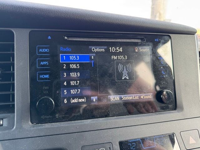 2017 Toyota Sienna LE 7 Passenger