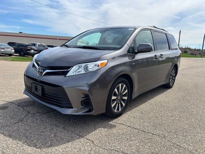 2019 Toyota Sienna LE 7 Passenger