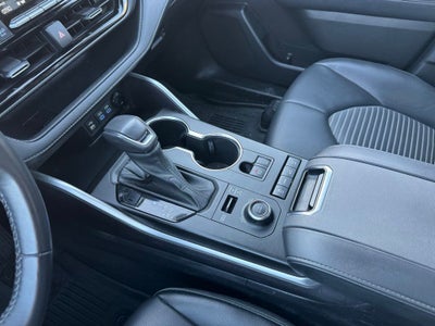 2022 Toyota Highlander XSE AWD