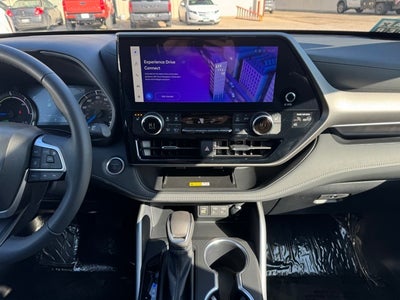 2024 Toyota Highlander Hybrid XLE AWD