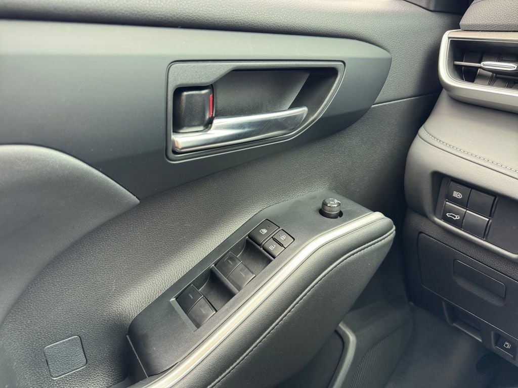 2024 Toyota Highlander Hybrid XLE AWD