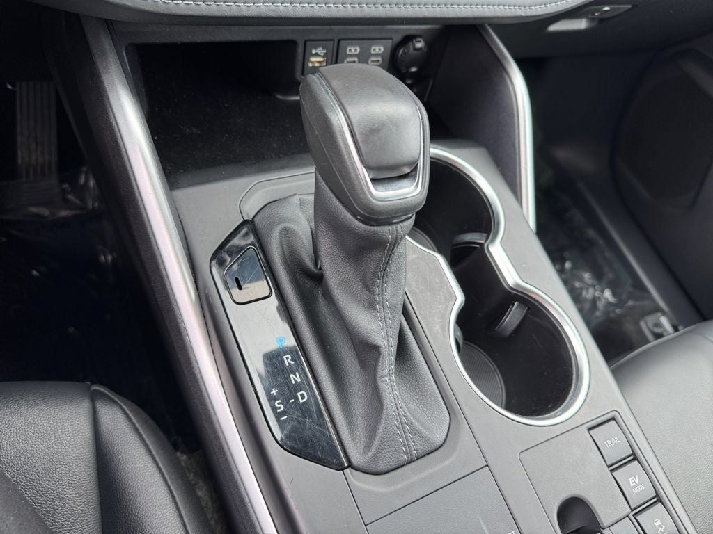 2024 Toyota Highlander Hybrid XLE AWD