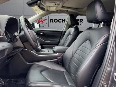 2024 Toyota Highlander Hybrid XLE AWD