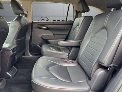 2024 Toyota Highlander Hybrid XLE AWD