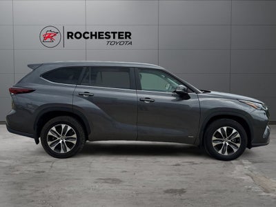 2024 Toyota Highlander Hybrid XLE AWD