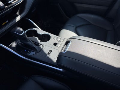 2024 Toyota Highlander Hybrid XLE AWD