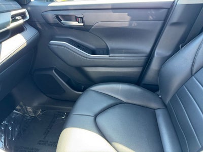 2024 Toyota Highlander Hybrid XLE AWD