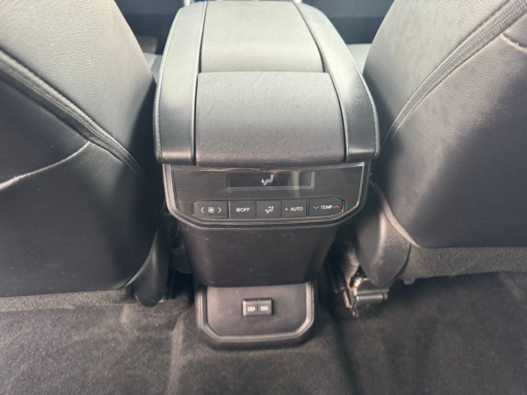 2023 Toyota Highlander XLE AWD