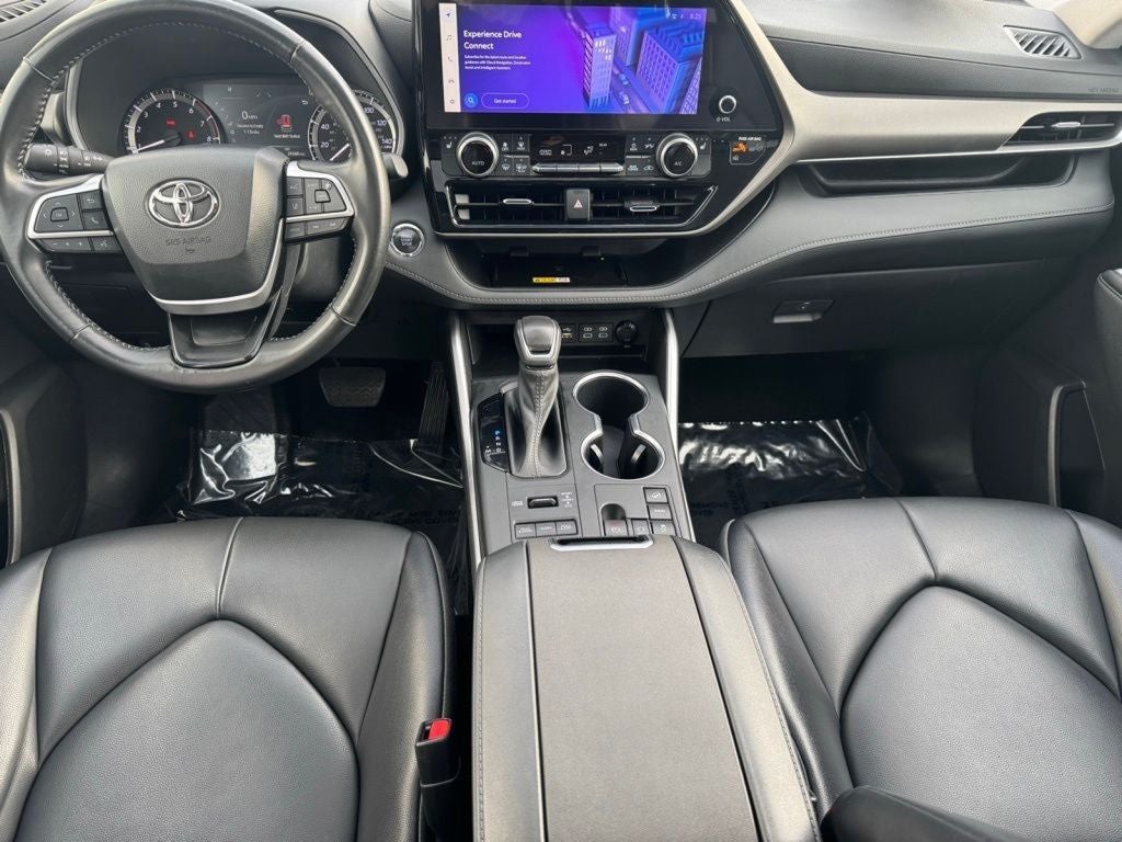 2023 Toyota Highlander XLE AWD