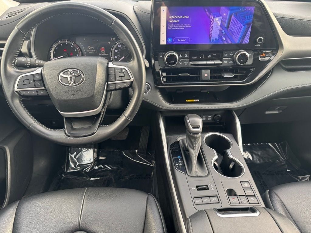 2023 Toyota Highlander XLE AWD