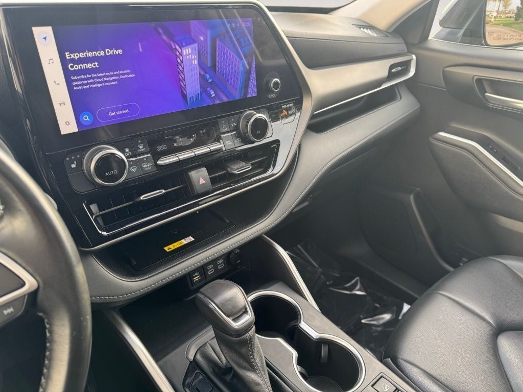 2023 Toyota Highlander XLE AWD