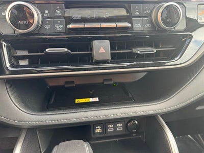 2023 Toyota Highlander XLE AWD