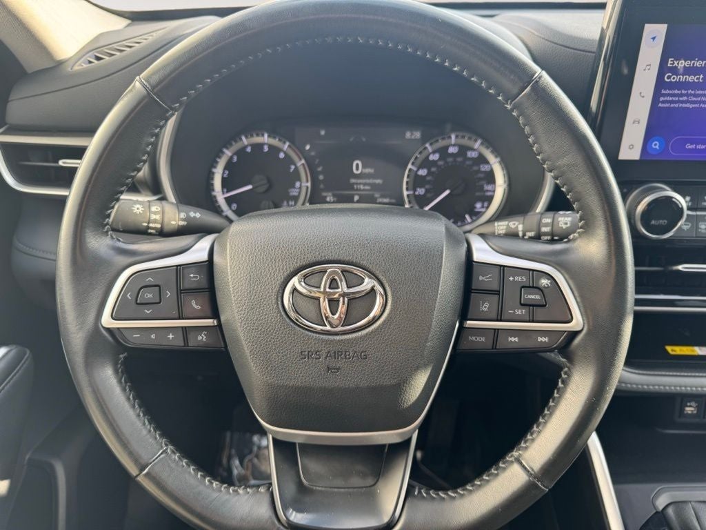 2023 Toyota Highlander XLE AWD