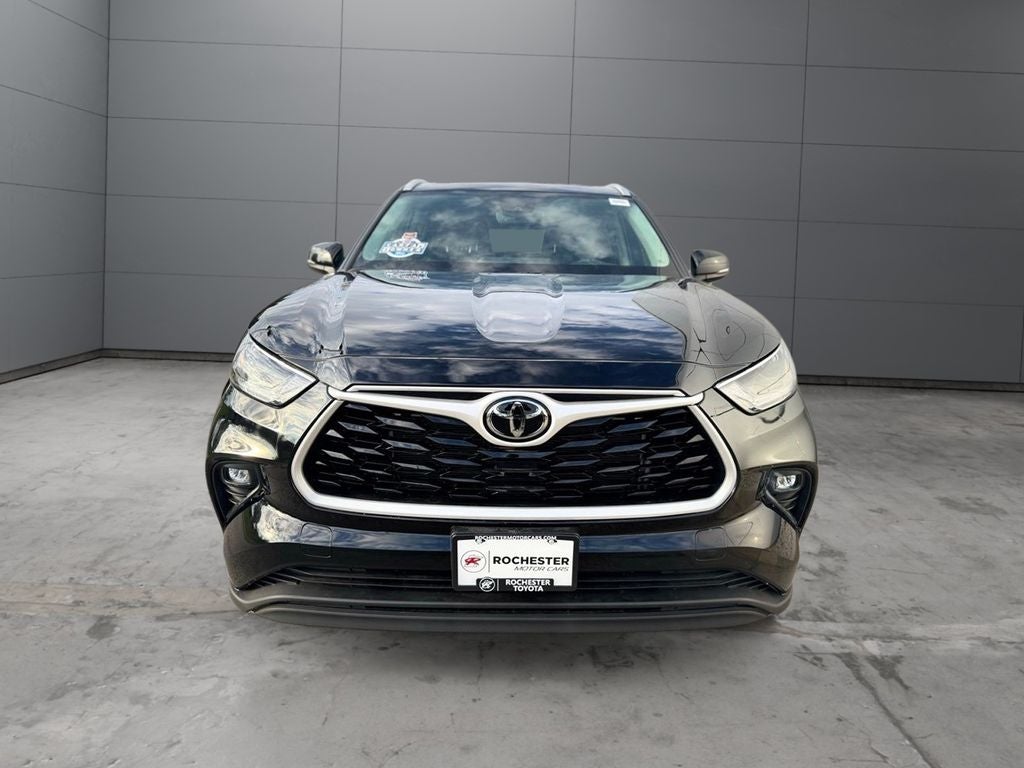 2023 Toyota Highlander XLE AWD