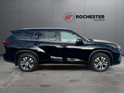 2023 Toyota Highlander XLE AWD