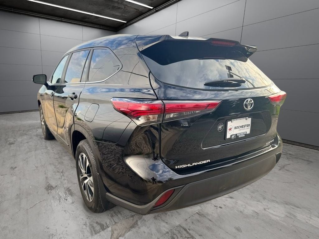 2023 Toyota Highlander XLE AWD