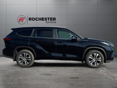 2023 Toyota Highlander XLE AWD