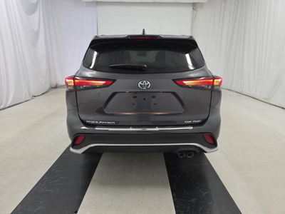 2023 Toyota Highlander XSE AWD