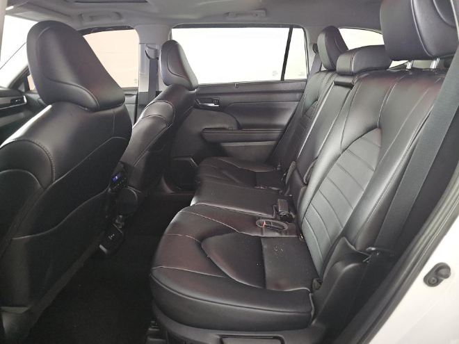 2023 Toyota Highlander XLE AWD