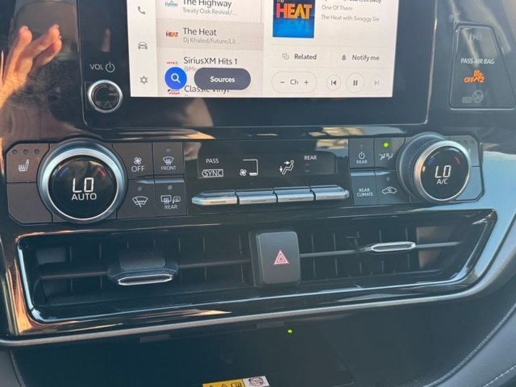 2023 Toyota Highlander XLE AWD