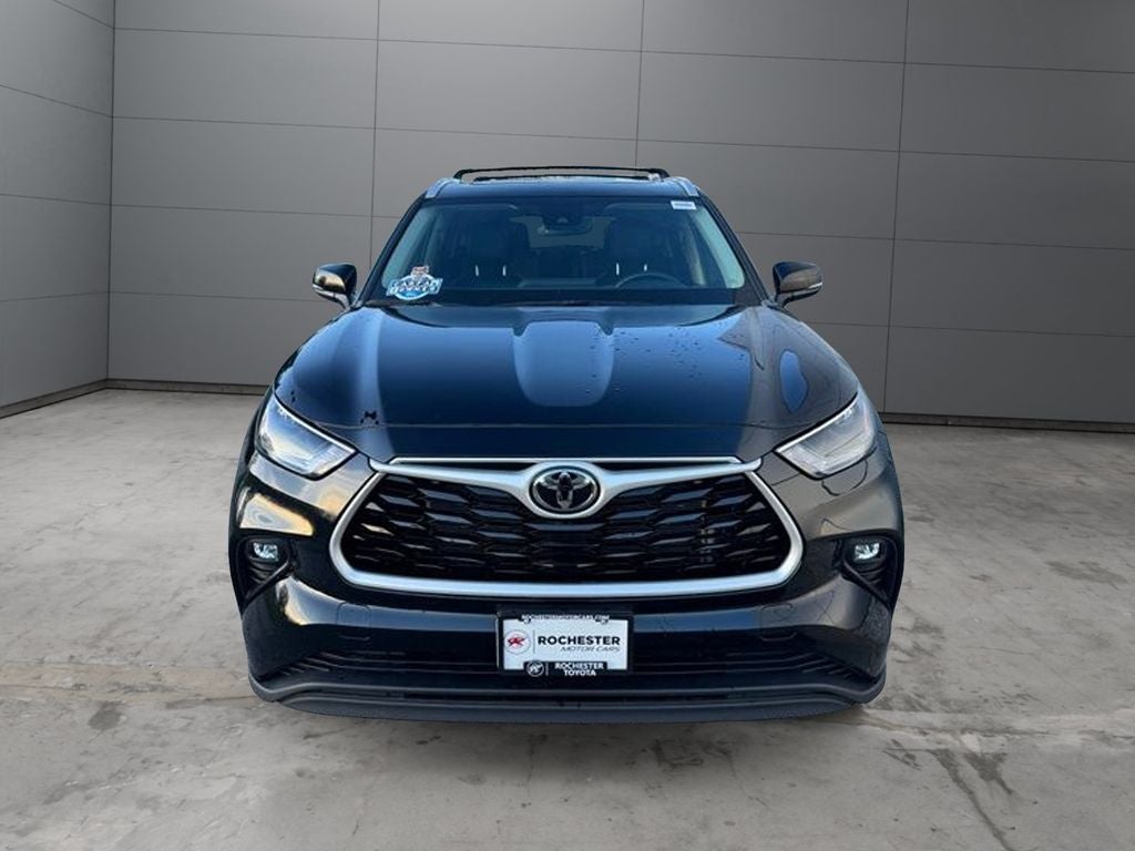 2023 Toyota Highlander XLE AWD