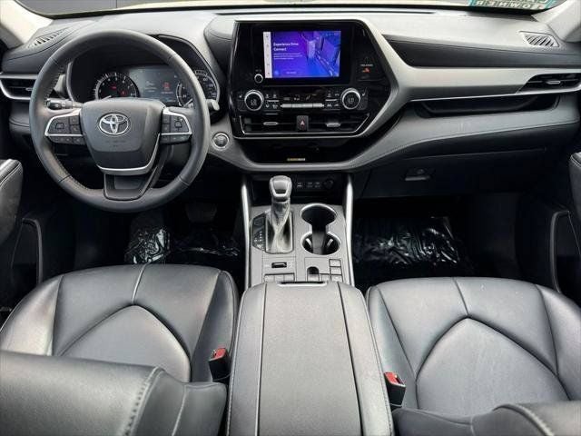 2023 Toyota Highlander XLE AWD