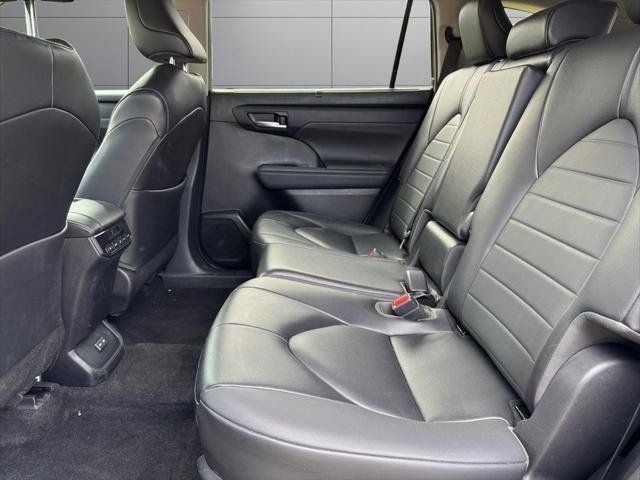 2023 Toyota Highlander XLE AWD