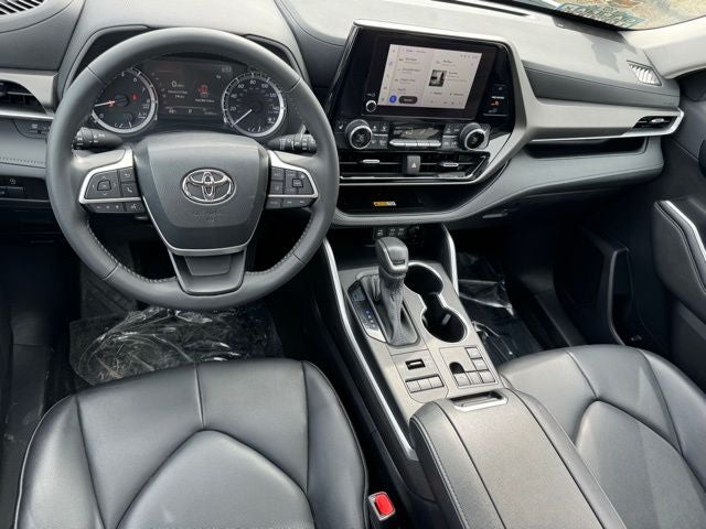 2023 Toyota Highlander XLE AWD