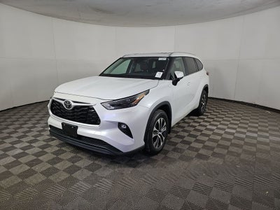 2023 Toyota Highlander XLE AWD