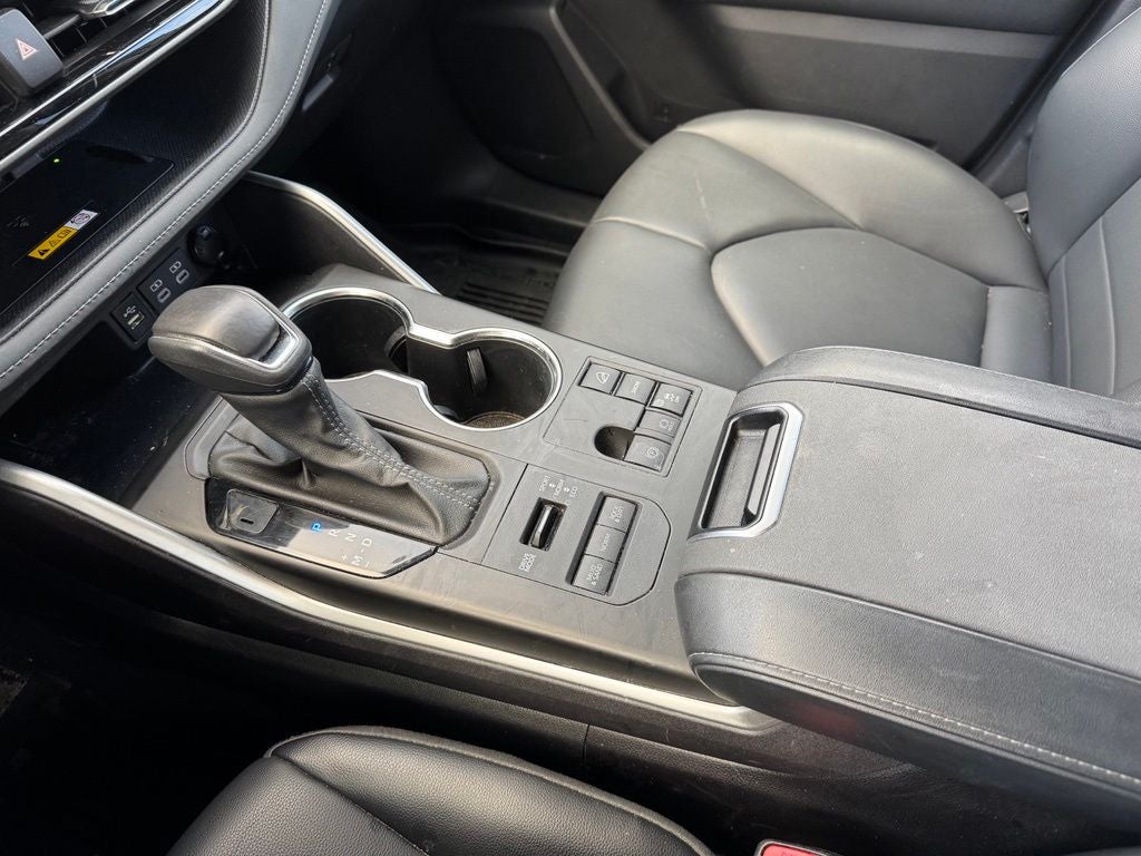 2023 Toyota Highlander XLE AWD