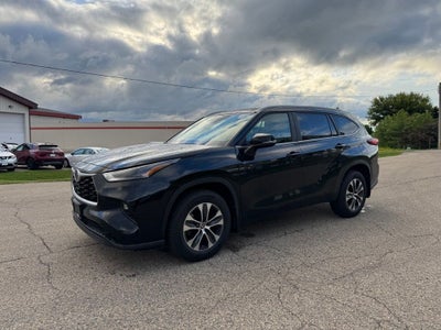 2023 Toyota Highlander XLE AWD
