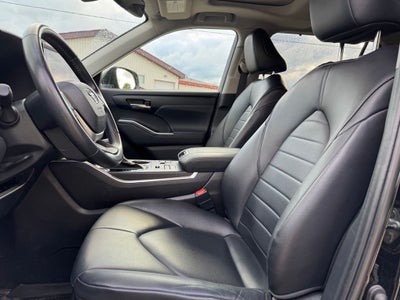 2023 Toyota Highlander XLE AWD