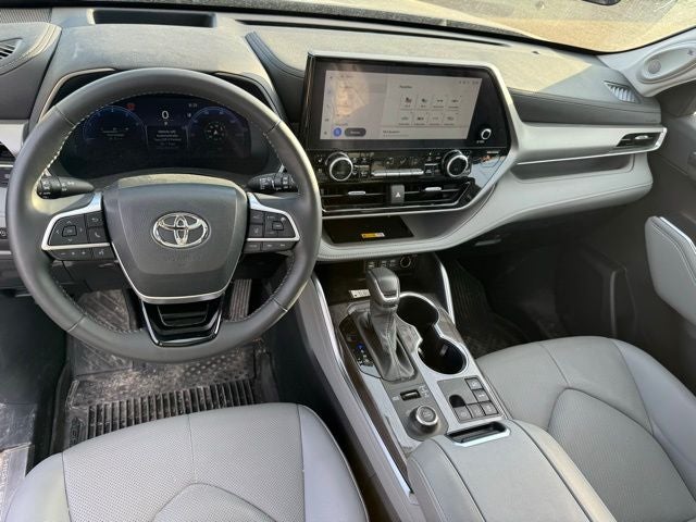 2024 Toyota Highlander Platinum AWD