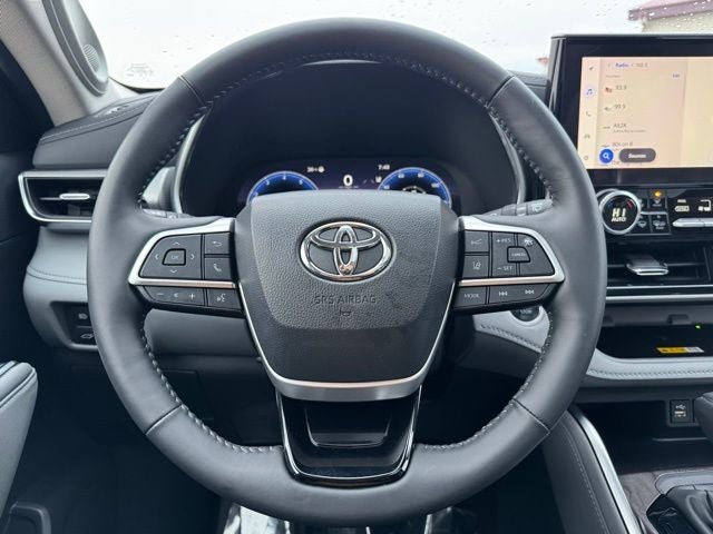 2024 Toyota Highlander Platinum AWD
