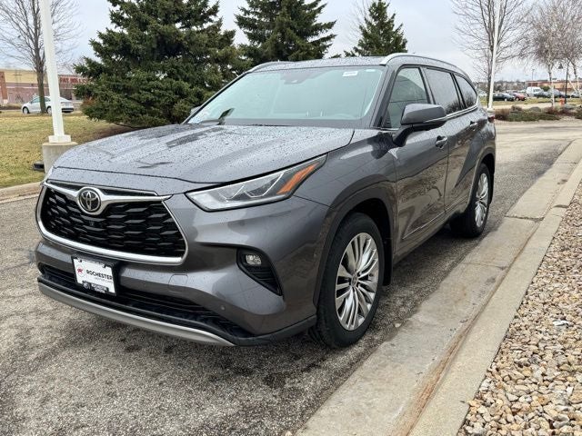 2024 Toyota Highlander Platinum AWD