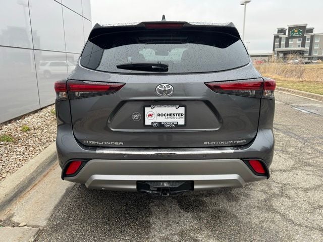 2024 Toyota Highlander Platinum AWD