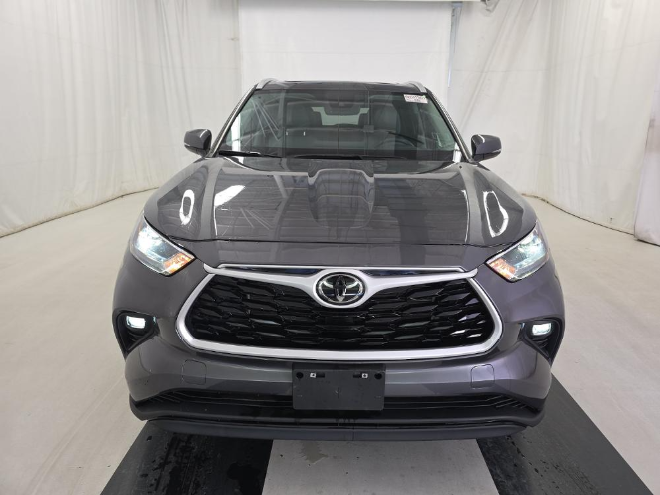 2023 Toyota Highlander XLE AWD