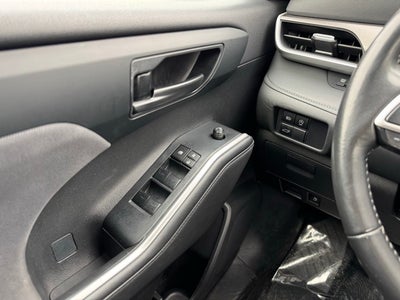 2024 Toyota Highlander LE AWD