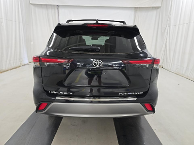 2024 Toyota Highlander Platinum AWD