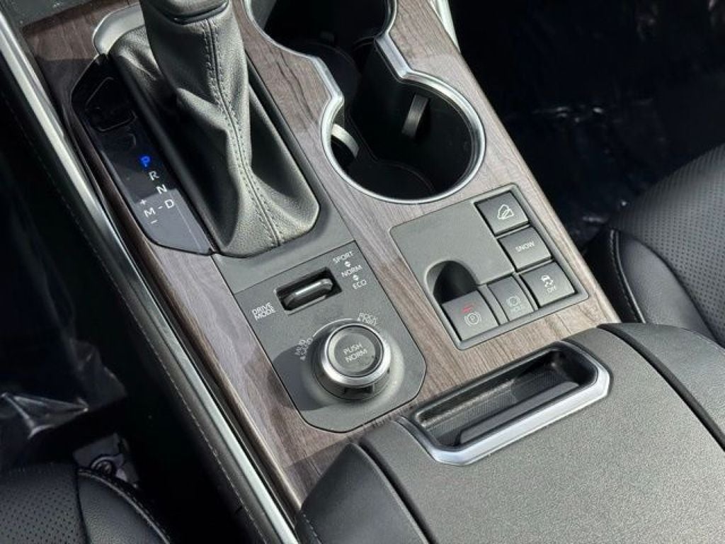 2025 Toyota Highlander Platinum AWD