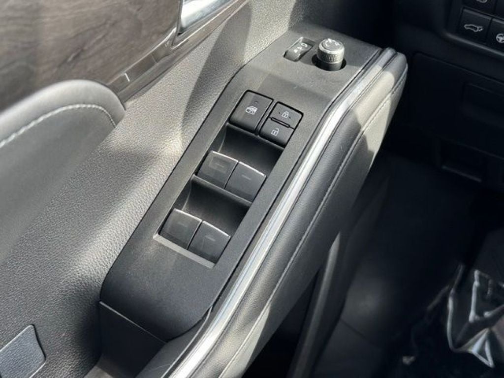 2025 Toyota Highlander Platinum AWD