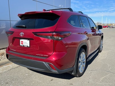 2025 Toyota Highlander Limited AWD