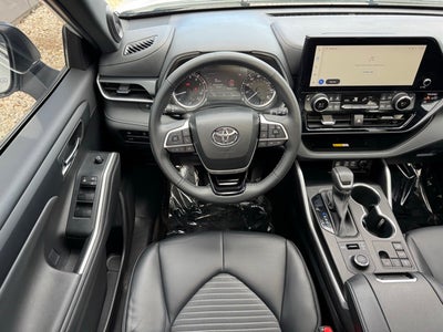 2023 Toyota Highlander XSE AWD