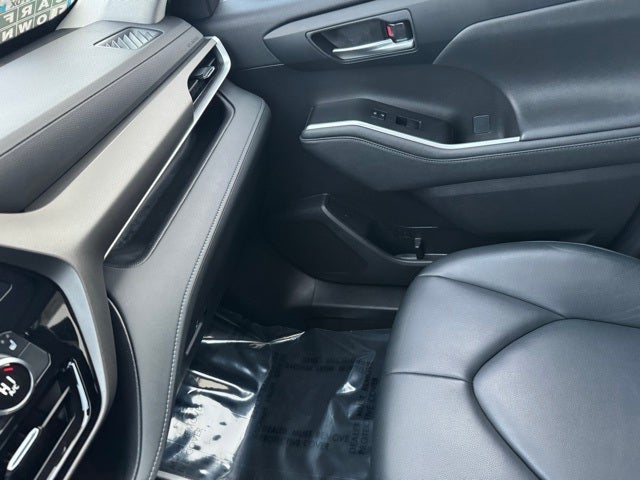 2023 Toyota Highlander XLE AWD