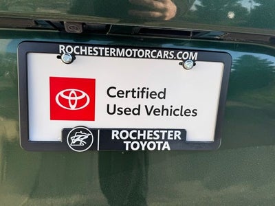 2022 Toyota Sienna LE 8 Passenger