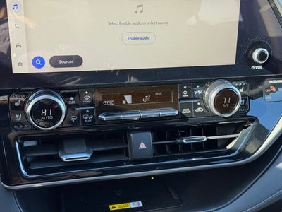 2023 Toyota Highlander Hybrid Limited AWD