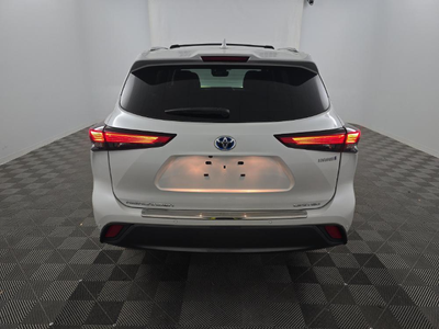 2023 Toyota Highlander Hybrid Limited AWD