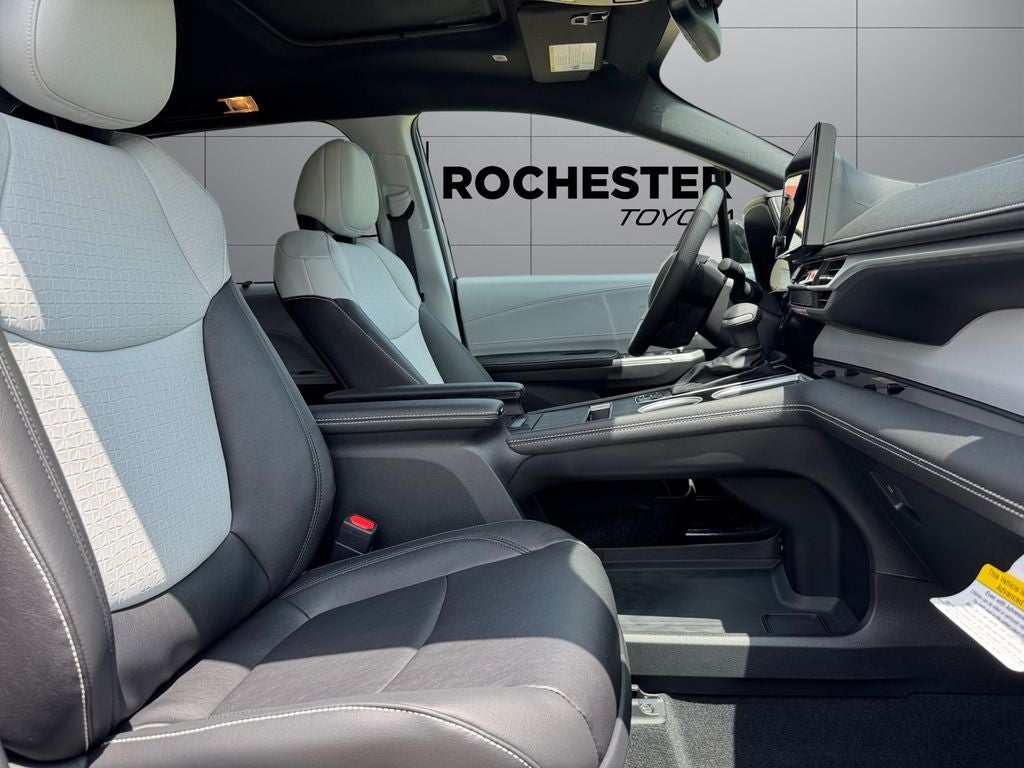 2026 Toyota Sienna XSE 7 Passenger