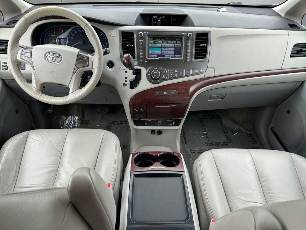 2011 Toyota Sienna XLE FWD